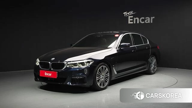 BMW 5 Series (G30) 2020 Черный из Кореи