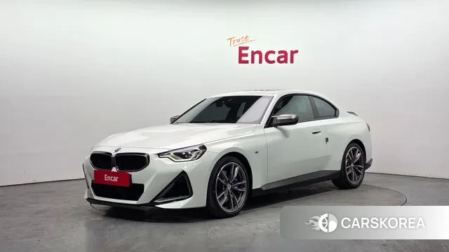 BMW 2 Series (G42) 2023 Белый из Кореи