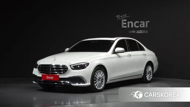 Mercedes-Benz E-Class W213 2022 Белый из Кореи