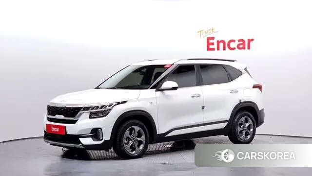 Kia Seltos 2022 Белый из Кореи