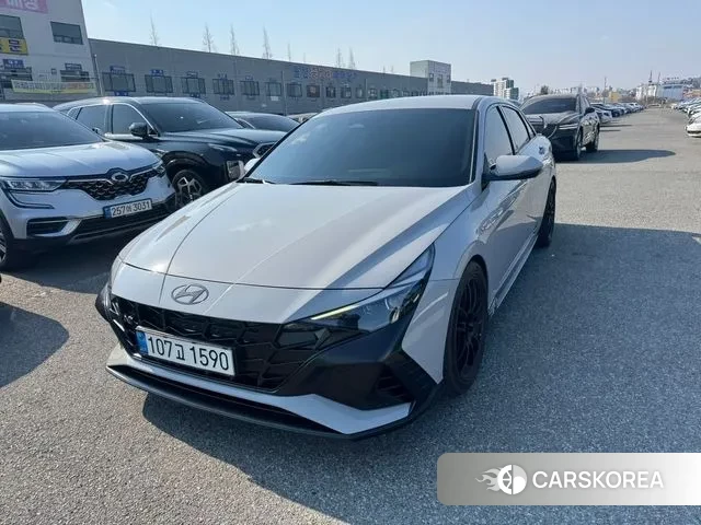 Hyundai Avante (CN7) 2022 Серебристо-серый из Кореи