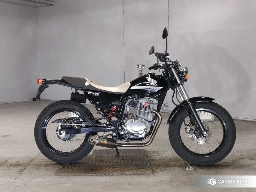Проданный Honda FTR223 2010 из Японии