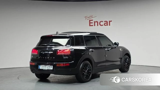 Mini Cooper Clubman 2023 Черный из Кореи