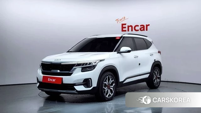 Kia Seltos 2022 Белый из Кореи