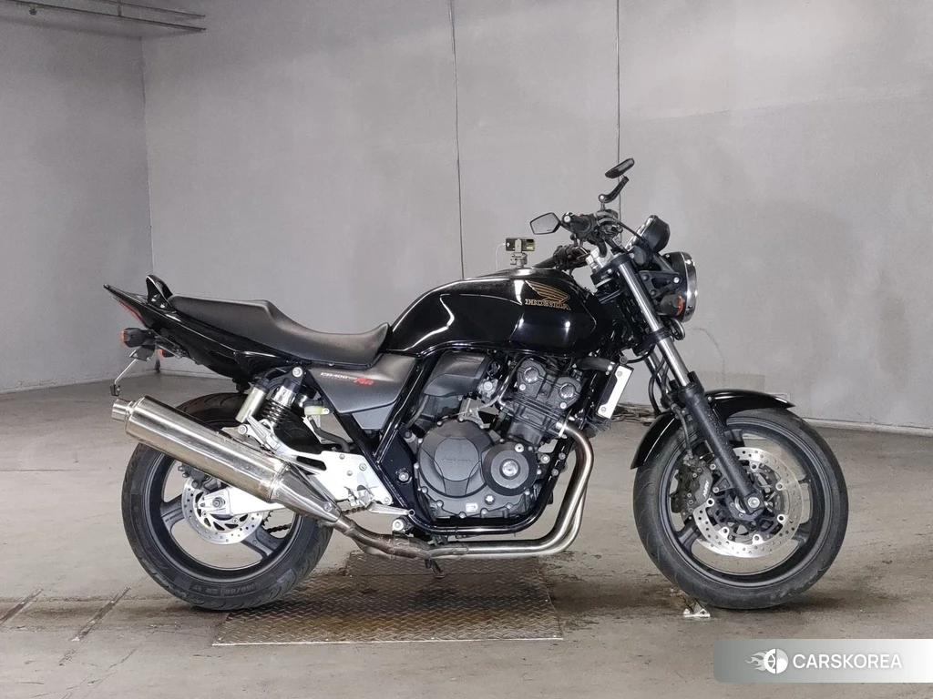 Проданный Honda CB400SF 2010 из Японии, фото 2