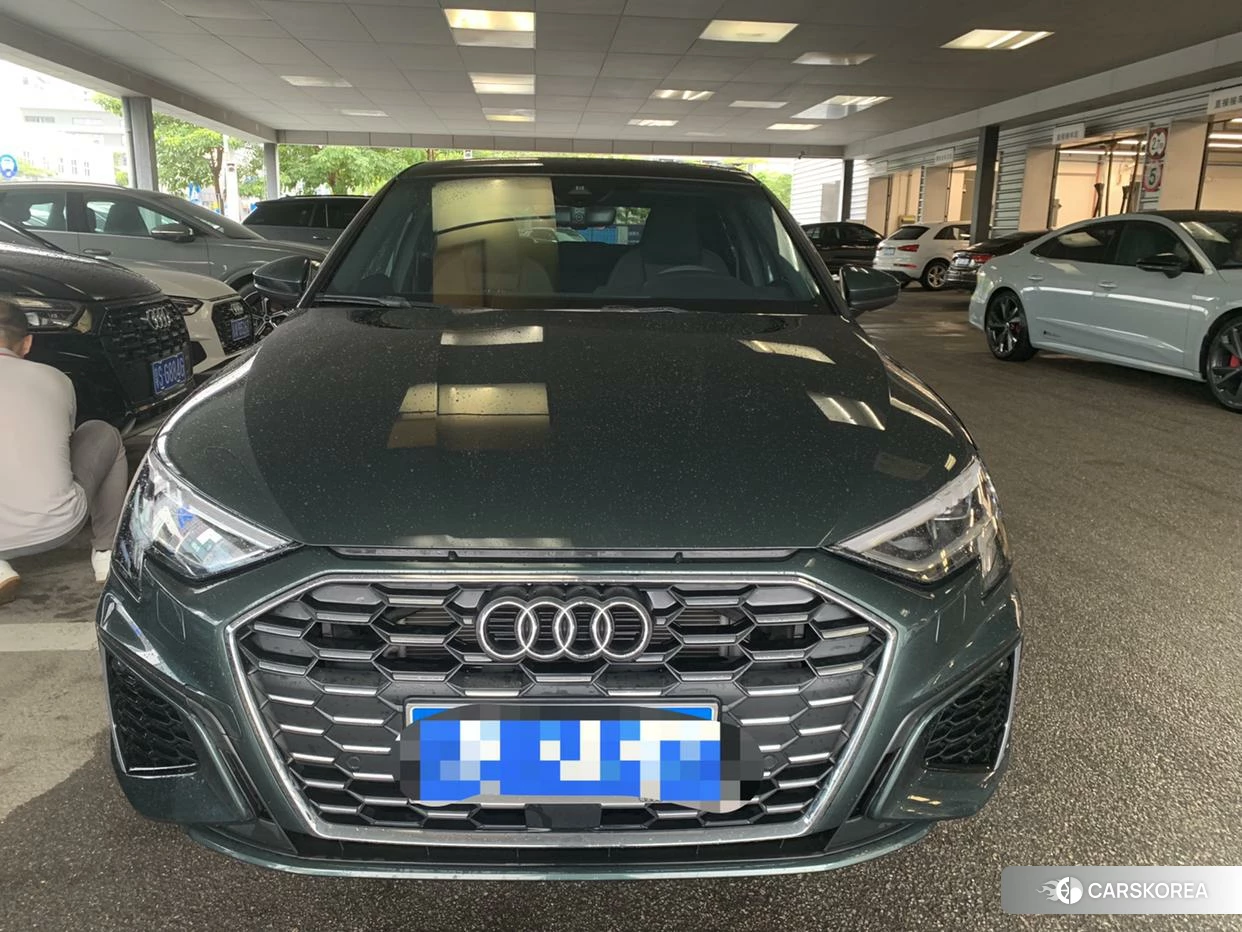 Audi A3 2023 Зеленый из Китая
