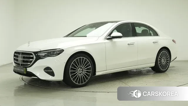 Mercedes-Benz E-Class W214 2024 Белый из Кореи