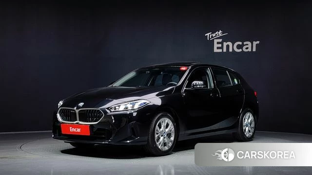 BMW 1 Series (F70) 2025 Черный из Кореи