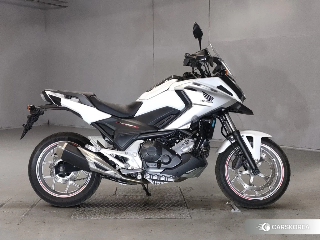 Проданный Honda NC750X 2017 из Японии