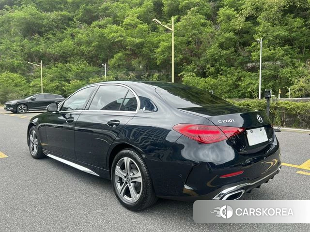 Mercedes-Benz Class C 2022 Зеленый из Китая