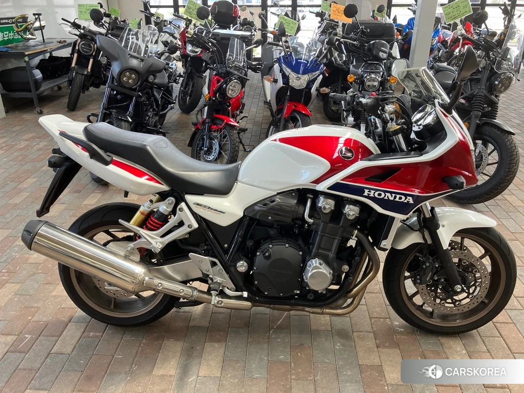 Проданный Honda CB1300SF BOLDOR ABS id 4127830 из Японии