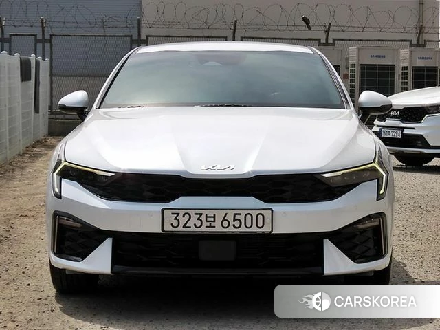 Kia The New K5 3rd generation 2024 Белый из Кореи
