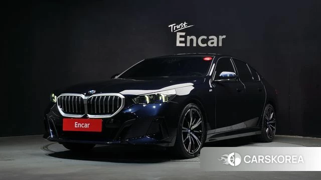 BMW 5 Series (G60) 2024 Черный из Кореи
