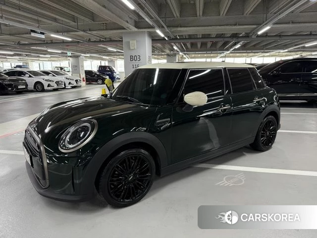 Mini Cooper 2022 Темно-зеленый из Кореи