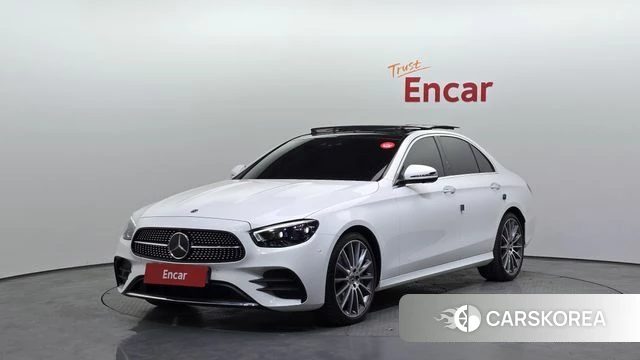 Mercedes-Benz E-Class W213 2021 Белый из Кореи
