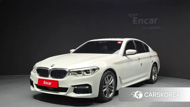 BMW 5 Series (G30) 2018 Белый из Кореи