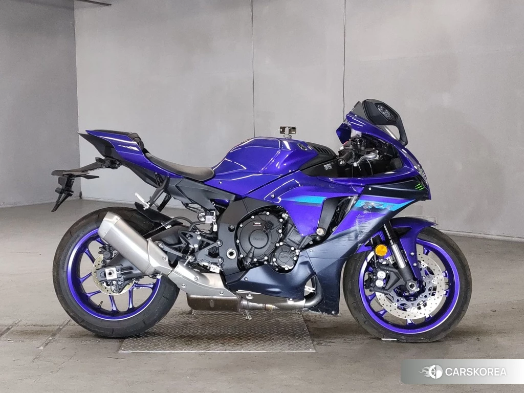 Проданный Yamaha YZF-R1 2024 из Японии