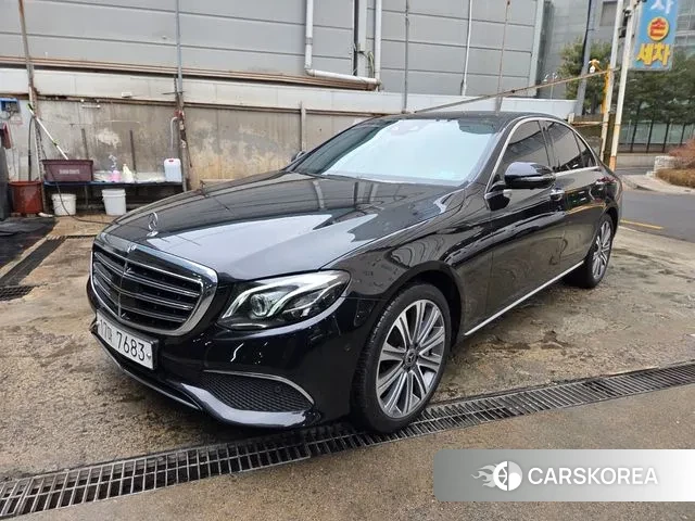 Mercedes-Benz E-Class W213 2019 Черный из Кореи