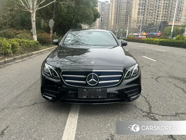 Mercedes-Benz E-class (imported) 2019 Черный из Китая