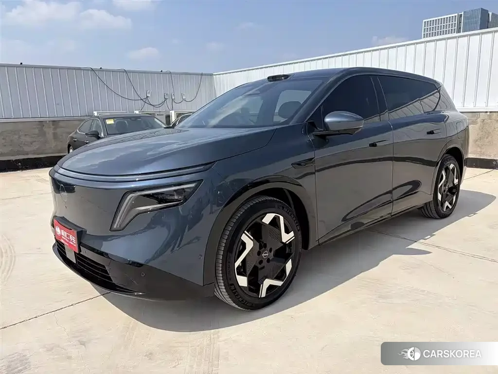 Nissan NX8 2026 Silver/gray из Китая