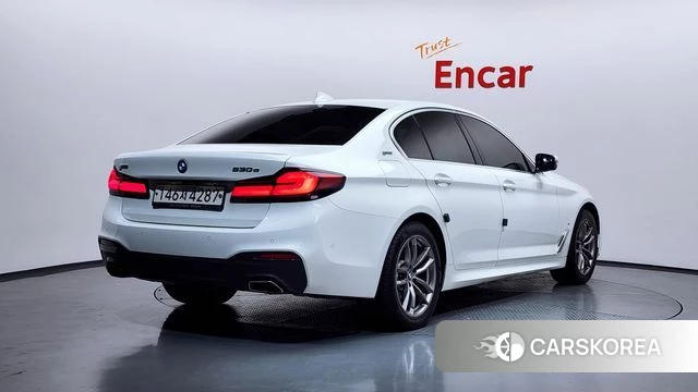 BMW 5 Series (G30) 2020 Белый из Кореи