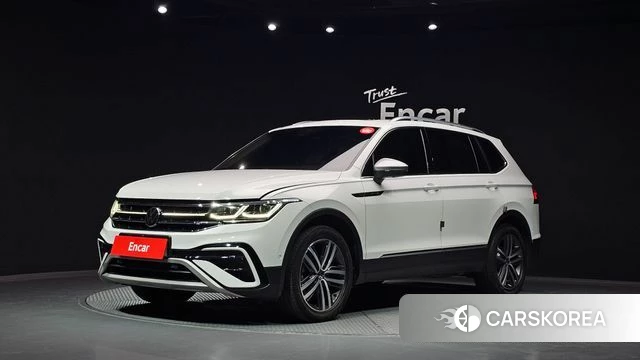Volkswagen Tiguan Allspace 2023 Белый из Кореи