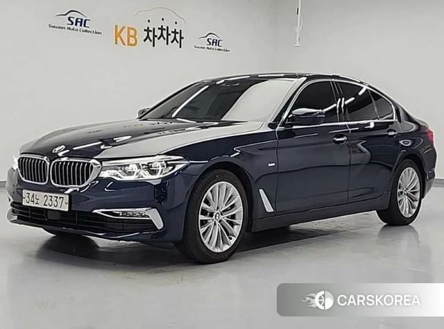 BMW 5 Series (G30) 2018 Синий из Кореи