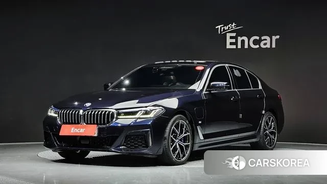 BMW 5 Series (G30) 2021 Черный из Кореи