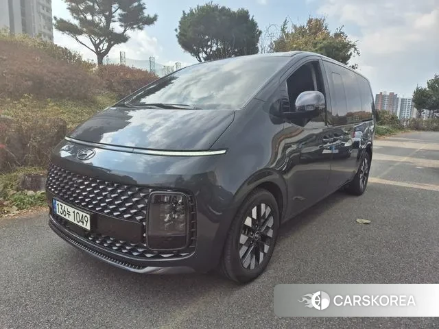 Hyundai Staria 2022 Серый из Кореи