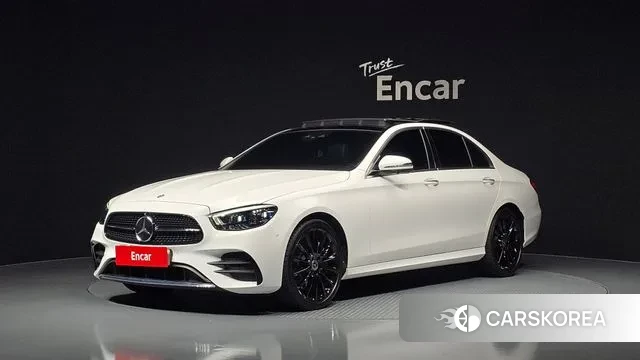 Mercedes-Benz E-Class W213 2021 Белый из Кореи