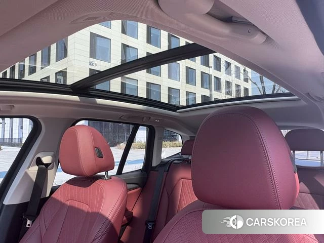 BMW iX3 2024 Черный из Китая