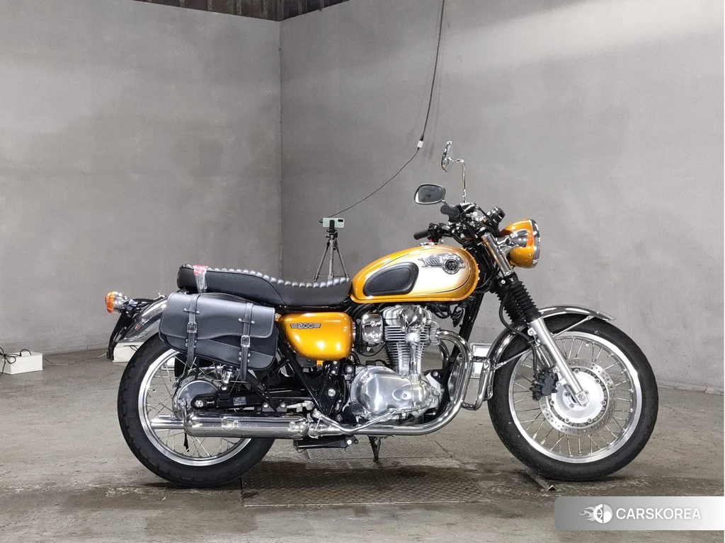 Проданный Kawasaki W800 2013 из Японии