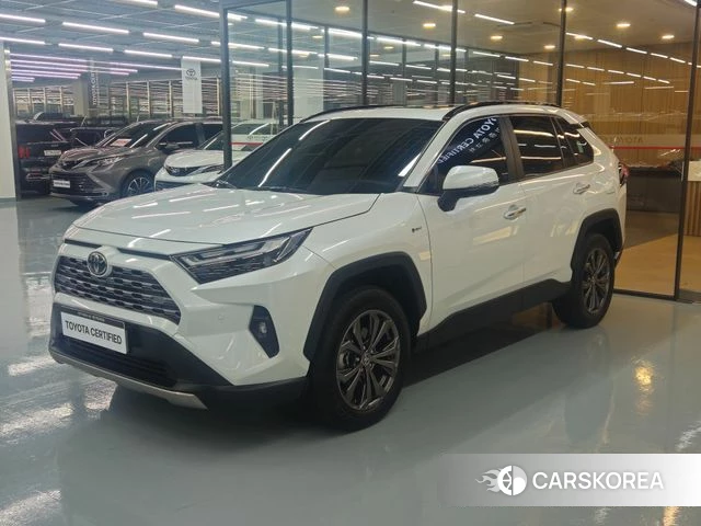 Toyota RAV4 5th Generation 2025 Белый из Кореи