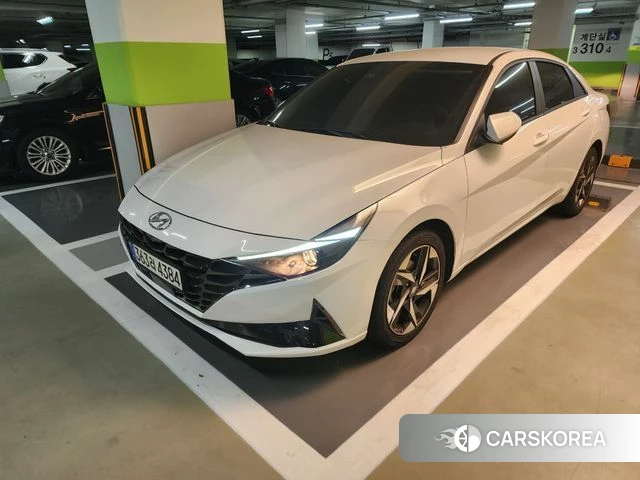 Hyundai Avante (CN7) 2022 Белый из Кореи