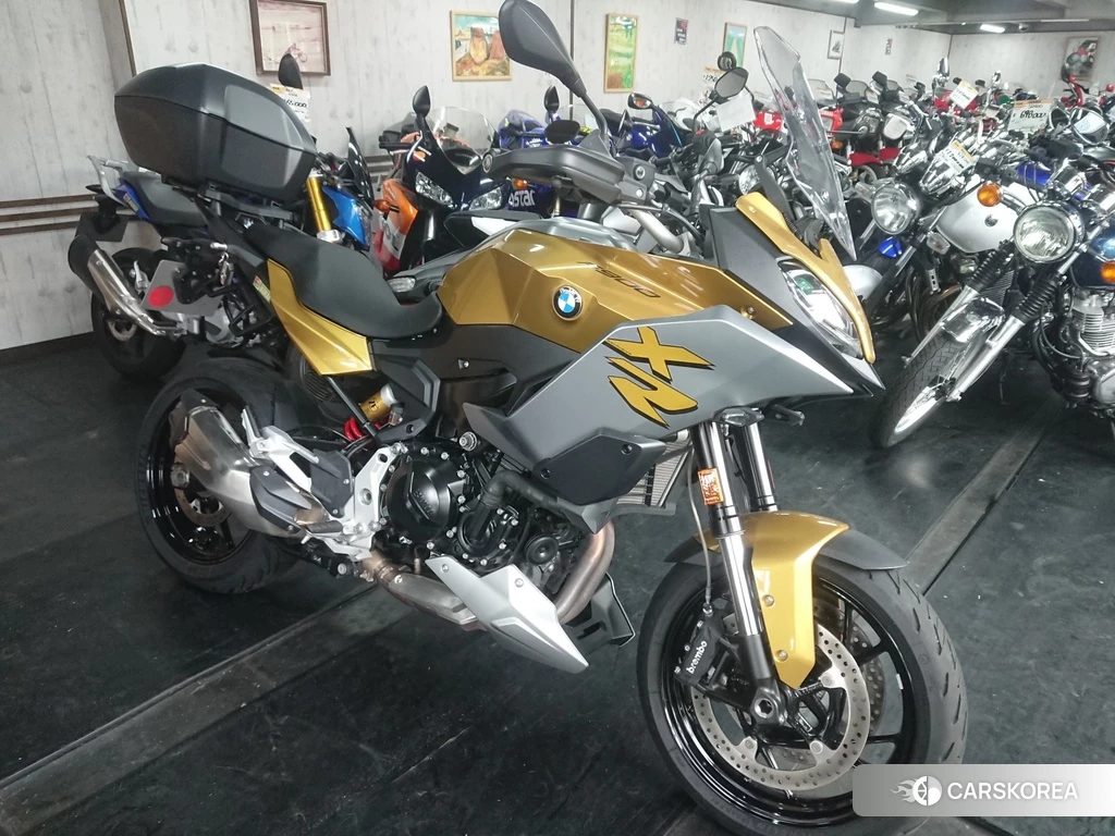 Проданный BMW F900XR PREMIUM LINE 2021 из Японии