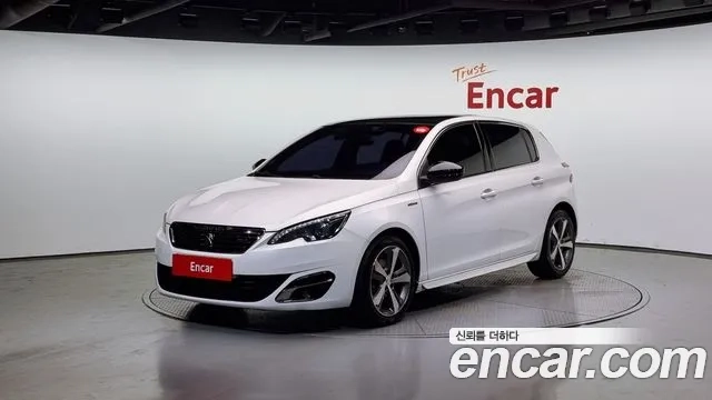 Peugeot 308 second generation 2018 Белый из Кореи