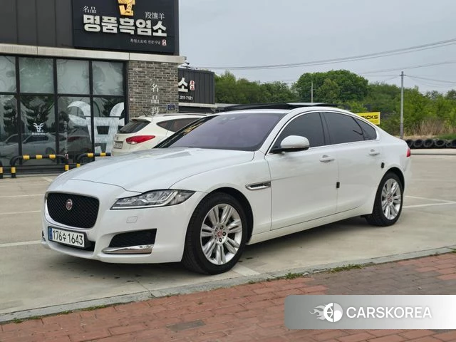 Jaguar XF (X260) 2019 Белый из Кореи