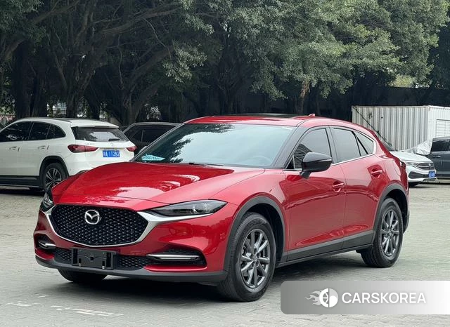 Mazda CX-4 2023 Красный из Китая