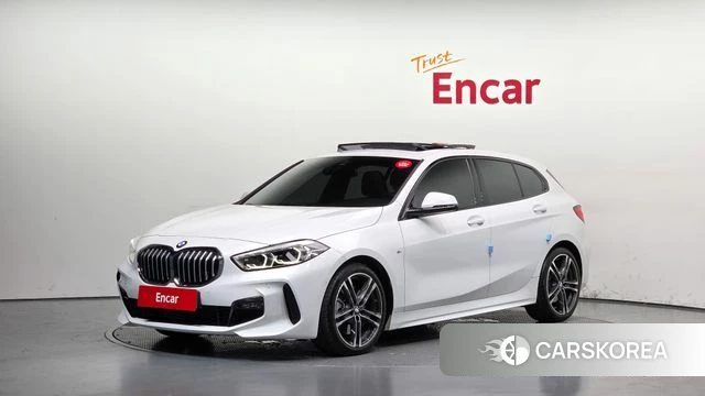 BMW 1 Series (F40) 2023 Белый из Кореи