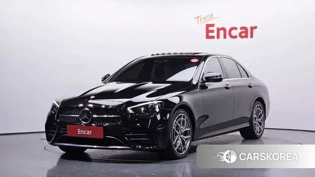 Mercedes-Benz E-Class W213 2022 Черный из Кореи