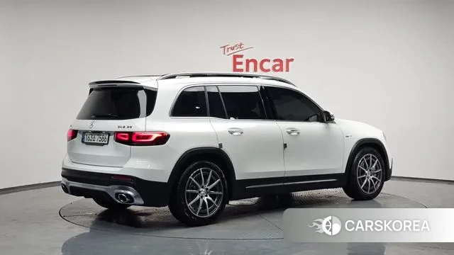 Mercedes-Benz GLB-Class X247 2022 Белый из Кореи