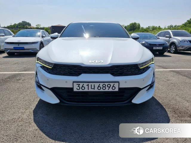 Kia K5 3rd generation 2022 Белый из Кореи