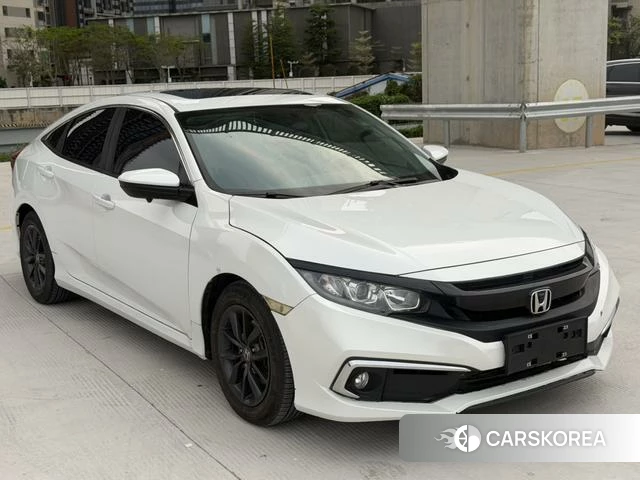 Honda Civic 2021 Белый из Китая
