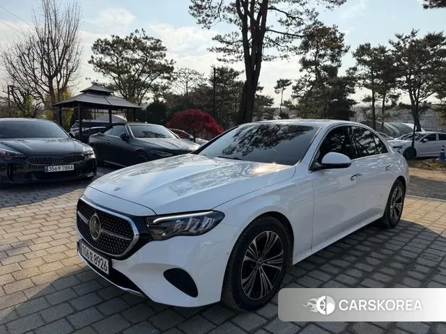Mercedes-Benz E-Class W214 2024 Белый из Кореи