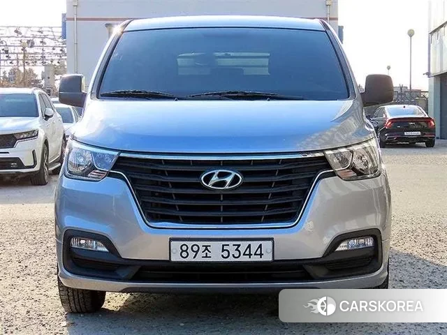 Hyundai The New Grand Starex 2020 Песочный из Кореи