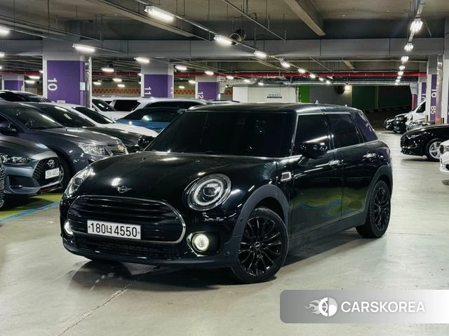 Mini Cooper Clubman 2019 Черный из Кореи