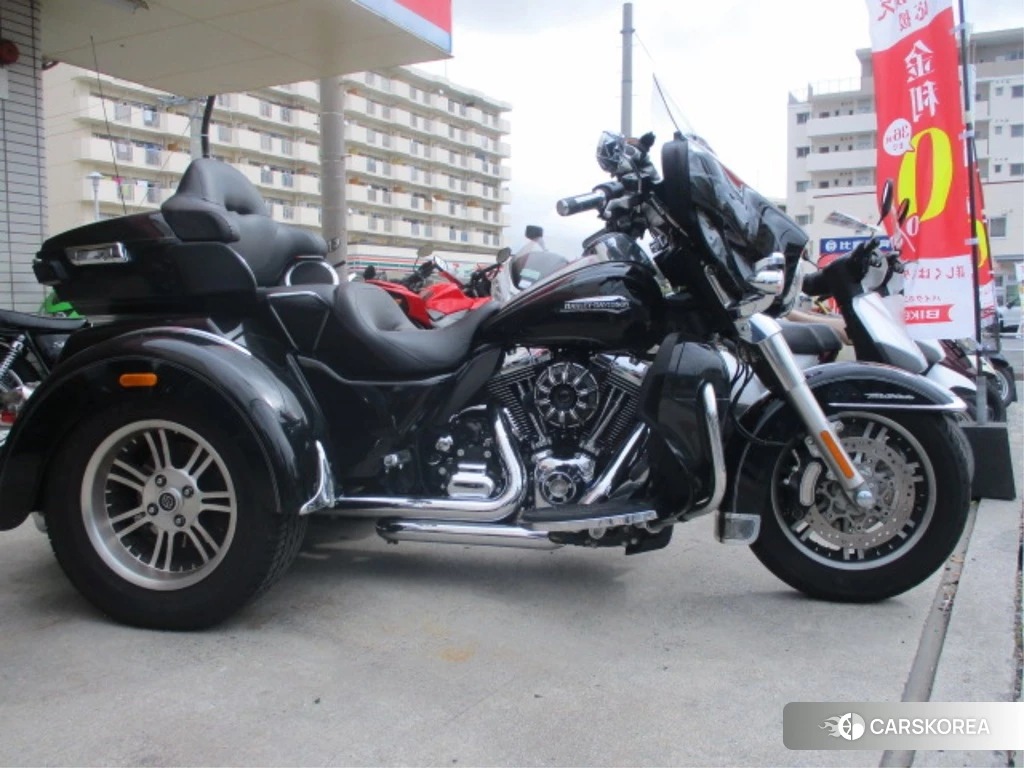 Проданный Harley-Davidson Electra Glide FLHTCU1740 2015 из Японии