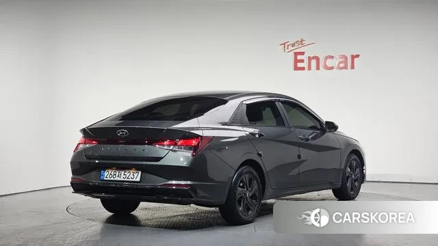 Hyundai Avante Hybrid (CN7) 2021 Серый из Кореи
