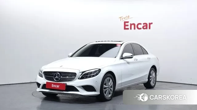 Mercedes-Benz C-Class W205 2020 Белый из Кореи
