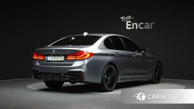 BMW 5 Series (G30) 2018 Серый из Кореи